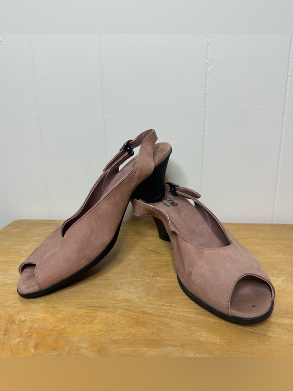Arche Suede Sling Back Open Tow Low Heel Light Brown Dusty Pink Made In France 8